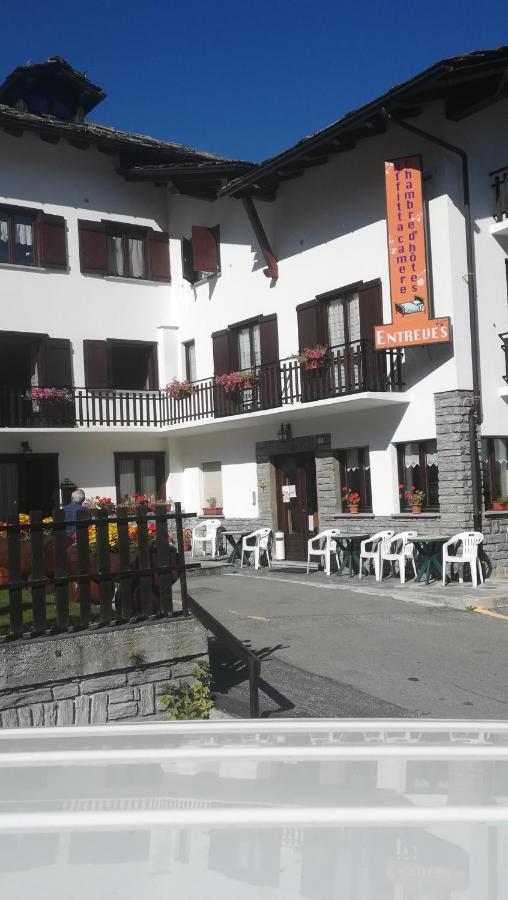 Affittacamere Entreves La Thuile Exterior foto