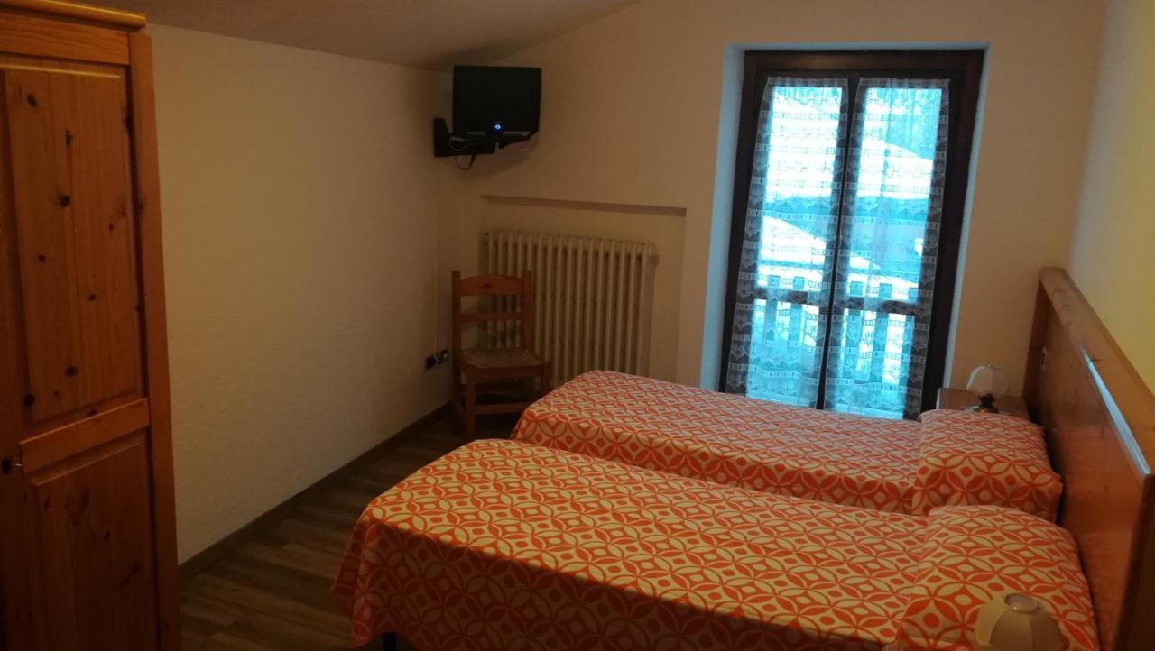 Affittacamere Entreves La Thuile Exterior foto
